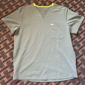 Figs light green top size large